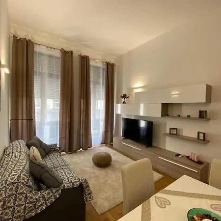 Apartment Fifty Eight Center