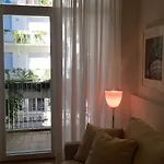 Fifty Eight Center Apartman *