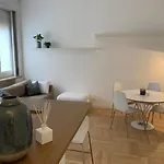 Fifty Eight Center Apartman